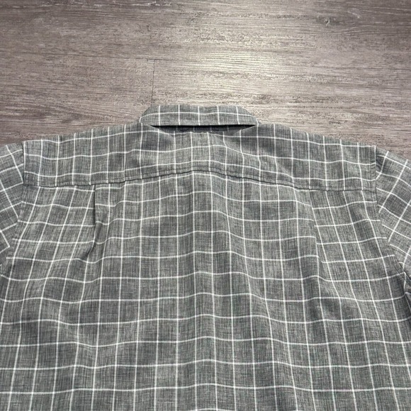 Orvis Shirt Mens Large Fishing Outdoor Short Sleeve Button Up Polyester Vented - Picture 7 of 9